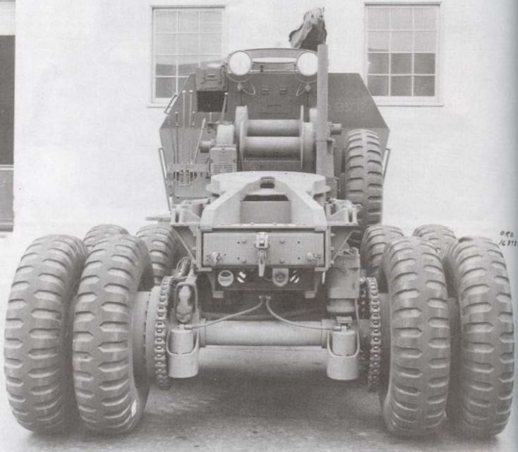 M26 tractor, rear view.
