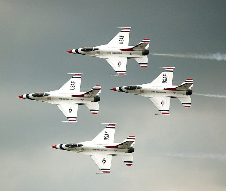 Thunderbirds in Formation During Air Show – MrGuilt CC BY 2.0