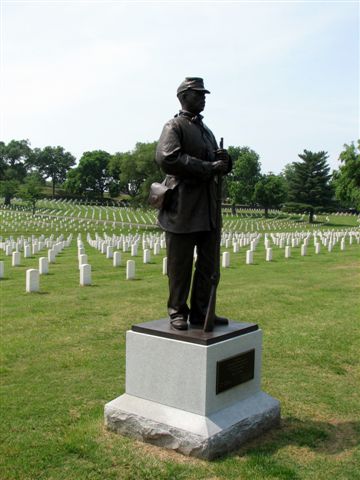 USCT Monument in Nashville National Cemetery – John Bruce Allyn CC BYSA 3.0