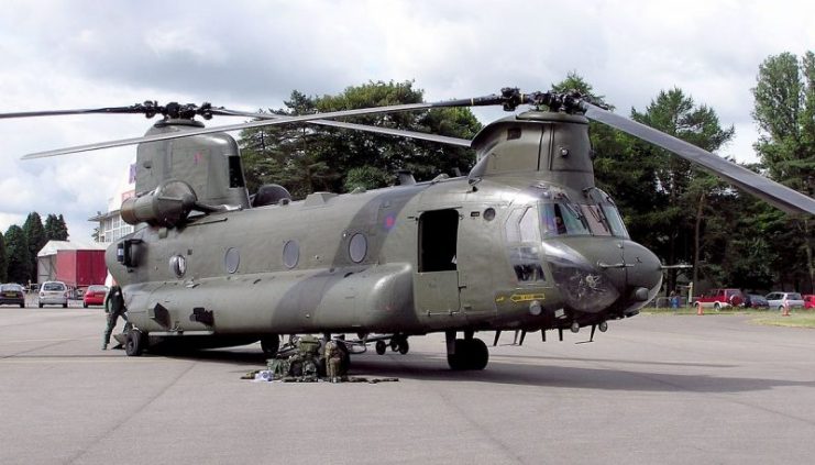 RAF Chinook HC2 (ZA677) similar to accident aircraft