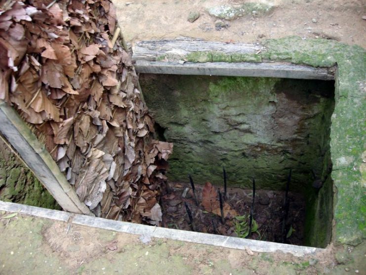 A booby trap with bamboo spikes – Cu Chi tunnels. Photo: Jorge Láscar / Flickr / CC-BY 2.0