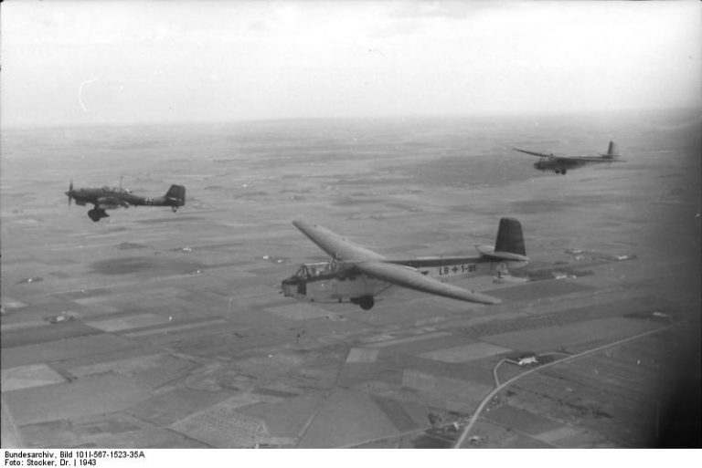 "Jericho Trumpets" The Junkers Ju87 Stuka in 32 Amazing Photos War