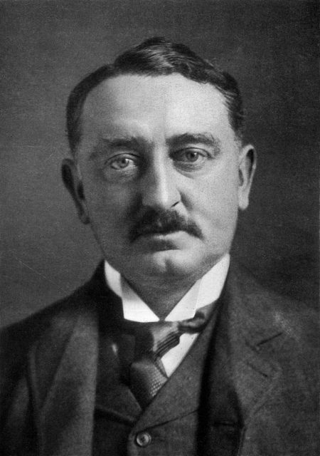 Cecil Rhodes, 1900