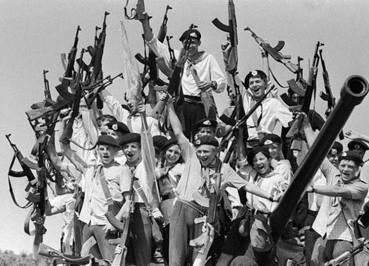 Children celebrating victory during Zarnitsa games.