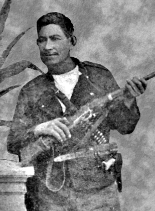 The Yaqui warrior Cajemé in April 1887, taken at the time of his arrest by Mexican authorities.