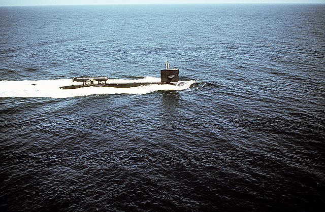 USS Parche (SSN-683) at sea