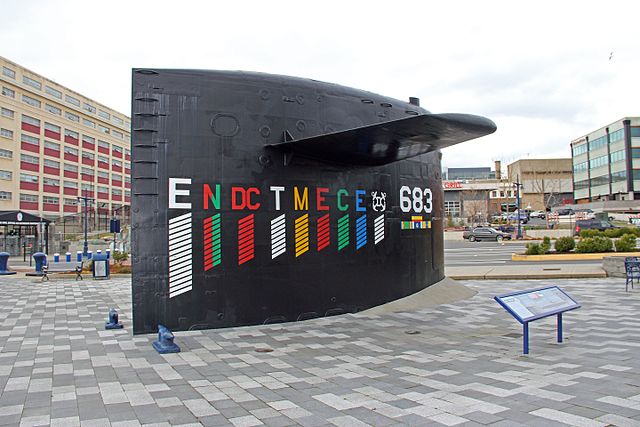 USS Parche's (SSN-683) sail on display outside