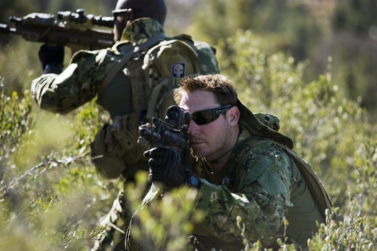 U.S. Navy SEALs conducting training with SCAR rifles.