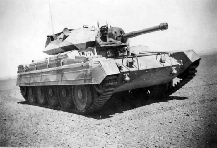 Crusader_III_tank fitted with Sand Guards