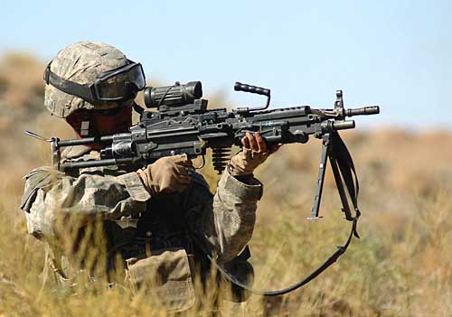 Early M249 “Para” equipped with a M145 Machine Gun Optic, Oct. 2005, Koshk Kowl, Afghanistan