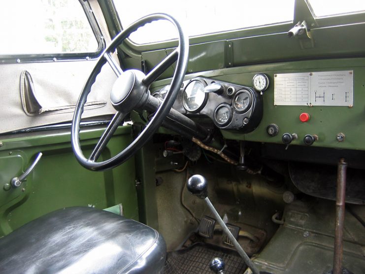 GAZ-69, interior.Photo: Ralf Roletschek CC BY-SA 3.0