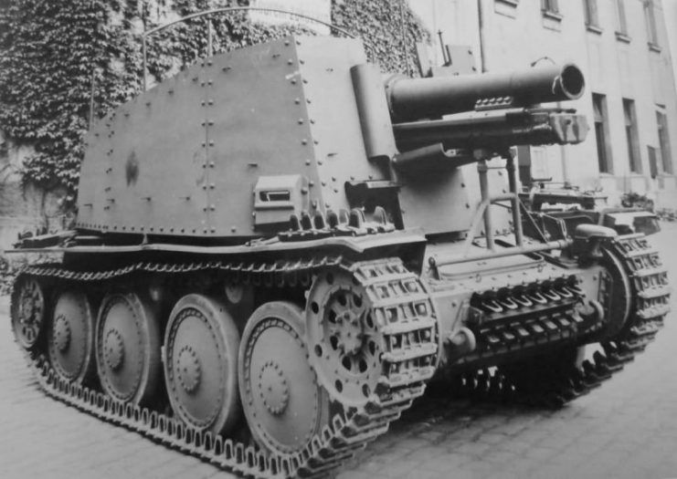 Grille Ausf. H 15 cm s.I.G. 33 (Sf) auf Panzerkampfwagen 38(t) 4