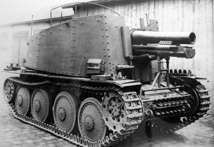 Grille Ausf. H 15 cm s.I.G. 33 (Sf) auf Panzerkampfwagen 38(t)