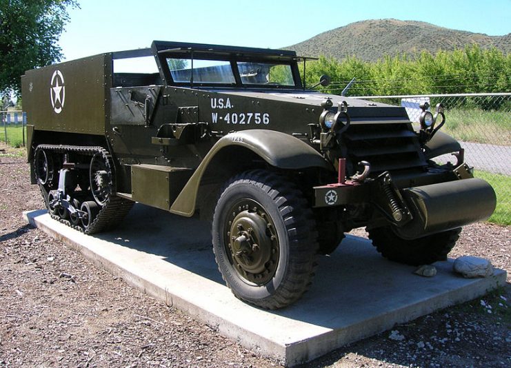 M3 halftrack, Bridgeport, Washington. By Greg Goebel -CC BY-SA 2.0