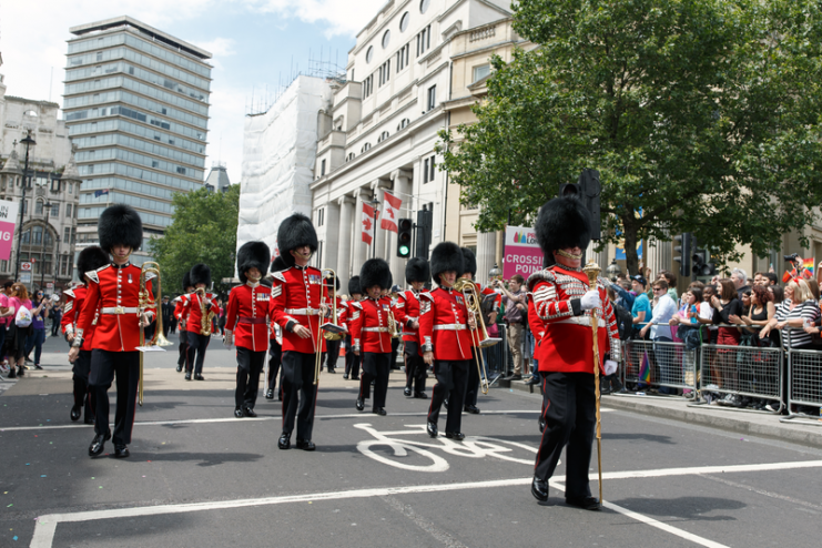 Members of the Scots Guards in the parade at Pride in London 2016. Katie Blackwood CCBYSA 4.0