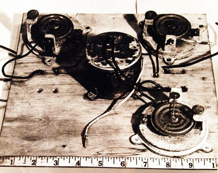 Minimum altitude control, using a master aneroid (center) with several redundant backups.