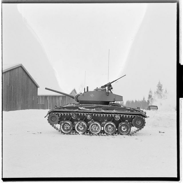 M24 Chaffee tank in Norway. By National Archives of Norway CC BY-SA 4.0