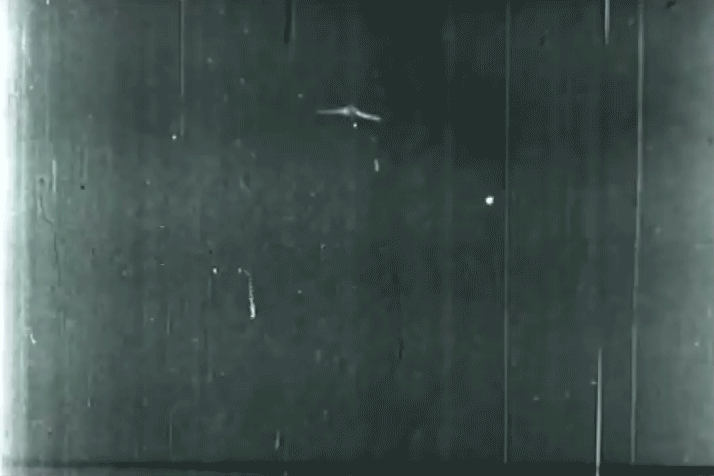 Rare Korean War F-86 Sabre gun camera footage of a MiG-15 shoot-down over Korea.