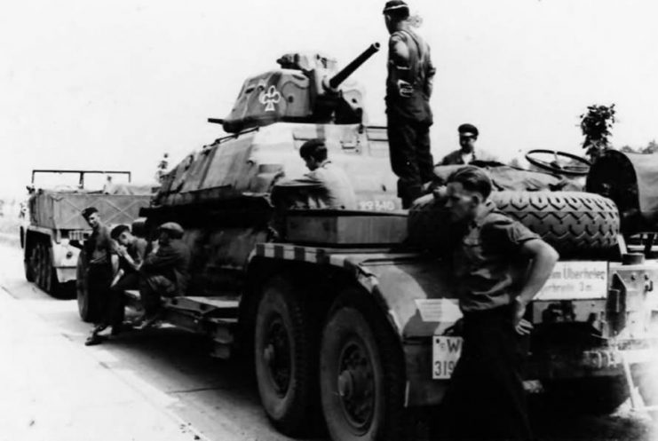 Somua S-35 on trailer