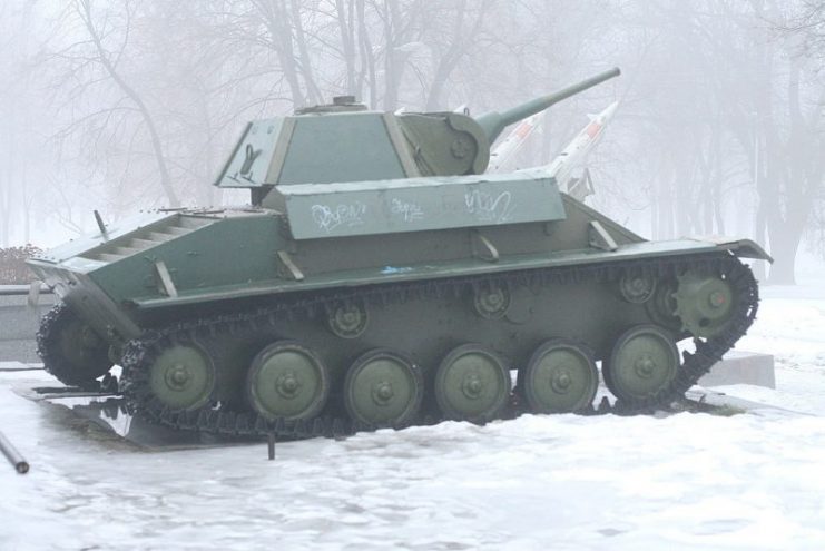 T-70 light tank next to the Diorama Building in Karla Marksa Prospect, Dnepropetrovsk.Photo Rowland Goodman CC BY 3.0