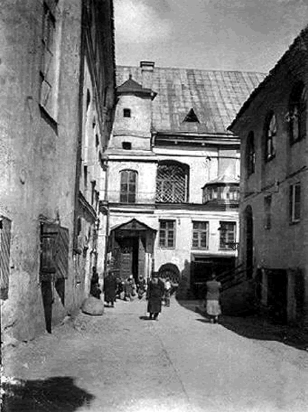 The Great Synagogue Yard, Vilna, 1920-1930