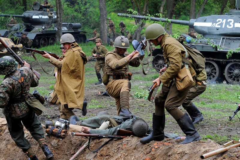 The historical reenactment of the Battle of Berlin (1945). Photo Cezary p CC BY-SA 3.0