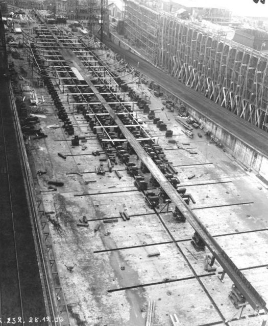 The keel for Graf Zeppelin in December 1936. Photo Bundesarchiv, RM 25 Bild-02 : CC-BY-SA 3.0