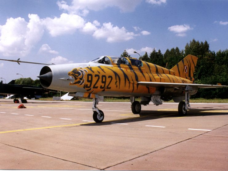 Two seater MiG-21UM, Polish Air Force, markings of 3rd Tactical Sqn.Photo Radomil CC BY-SA 3.0