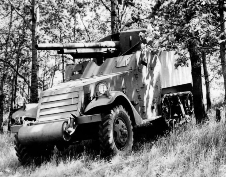 US Army M3 half-track with 75mm gun