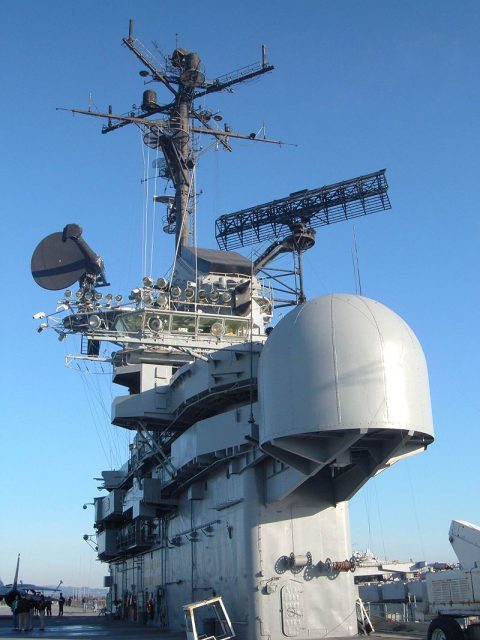 USS Hornet Museum Ship Island – BrokenSphere CC BY-SA 3.0