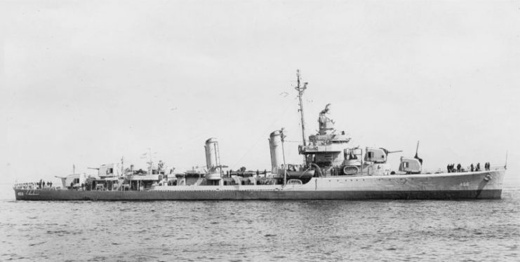 USS Rodman (DD-456), off Boston, 2 April 1943.
