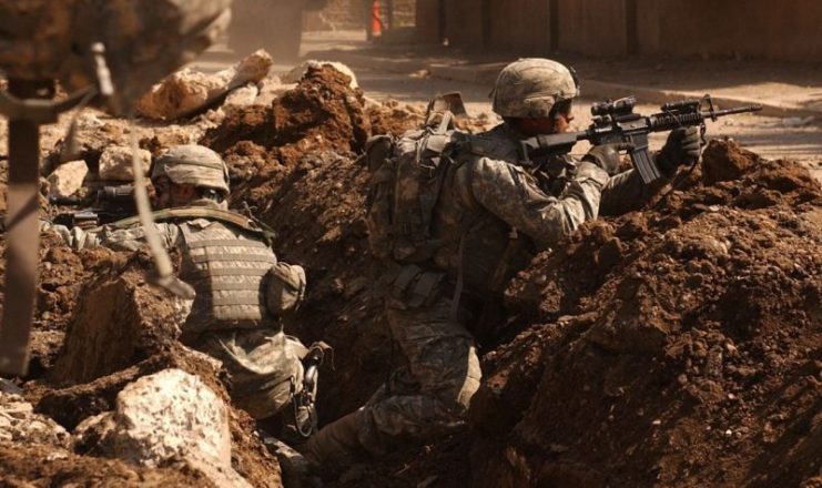 US Army soldiers in a firefight near Al Doura, Baghdad