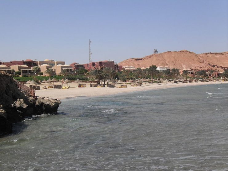 A beach resort on the red sea. By Elmschrat CC BY-SA 3.0