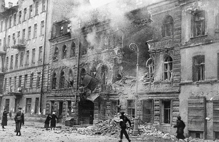 A street after a German artillery raid during the Leningrad blockade.  By RIA Novosti archive CC BY-SA 3.0