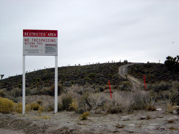 Warning sign near secret Area 51 base in Nevada. By X51 CC BY-SA 3.0