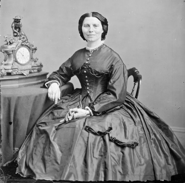 Clara Barton gave medical treatment to a wounded woman who had slipped onto the operating table dressed as a male soldier. Photo: Library of Congress