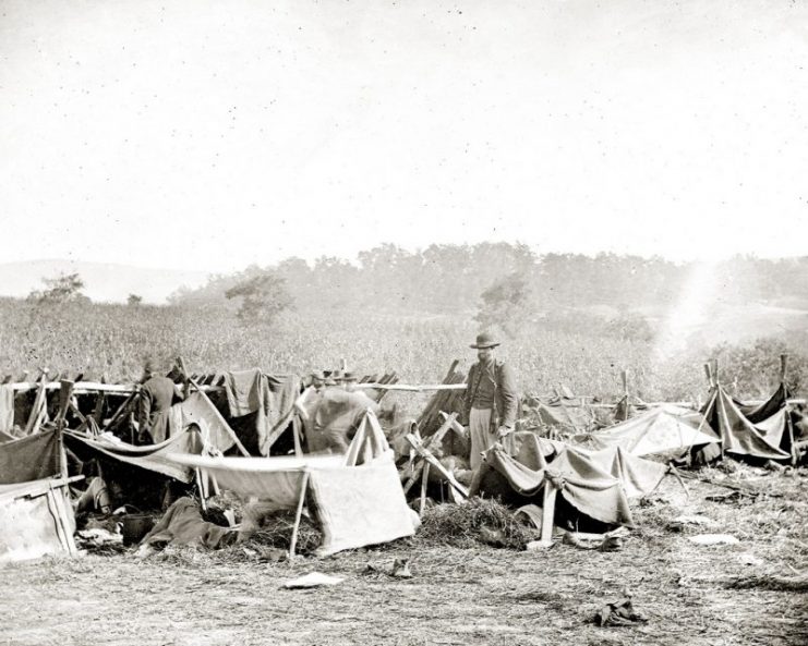 Civil War battlefield at Antietam break time.Photo: MilitaryHealth CC BY 2.0