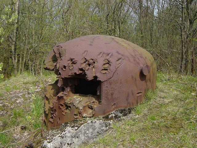 Destroyed GFM Cloche in l’ouvrage du Kerfent. Photo: Kefrent / CC-BY-SA 3.0