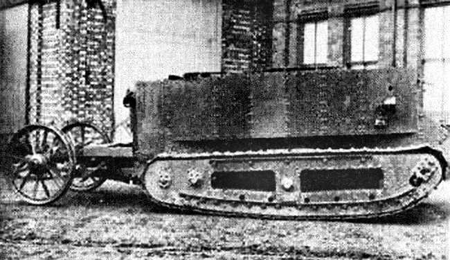 Little Willie showing its rear steering wheels, September 1915