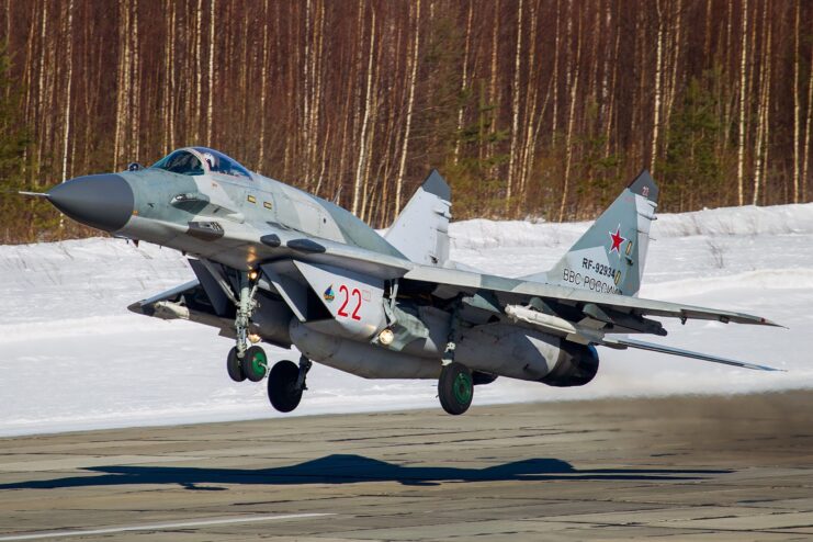 Mikoyan MiG-29SMT taking off