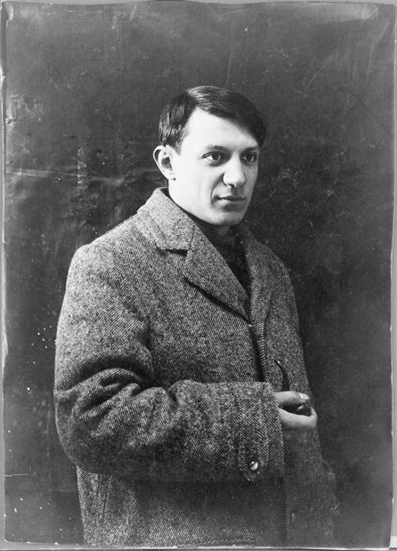 Portrait photograph of Pablo Picasso, 1908