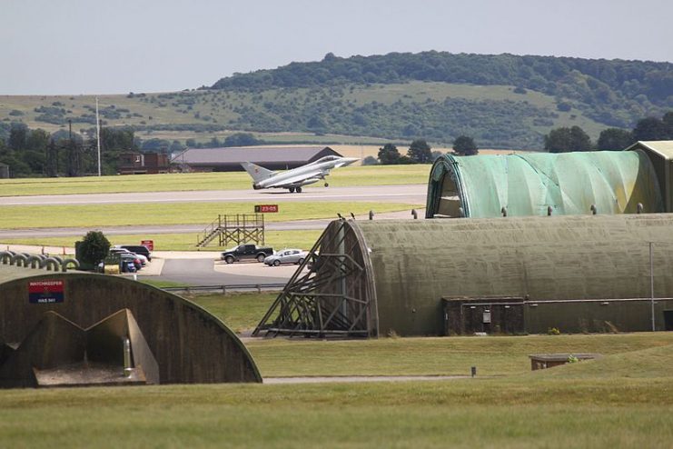 A Eurofighter Typhoon at MOD Boscome Down. By Rodw CC BY-SA 4.0