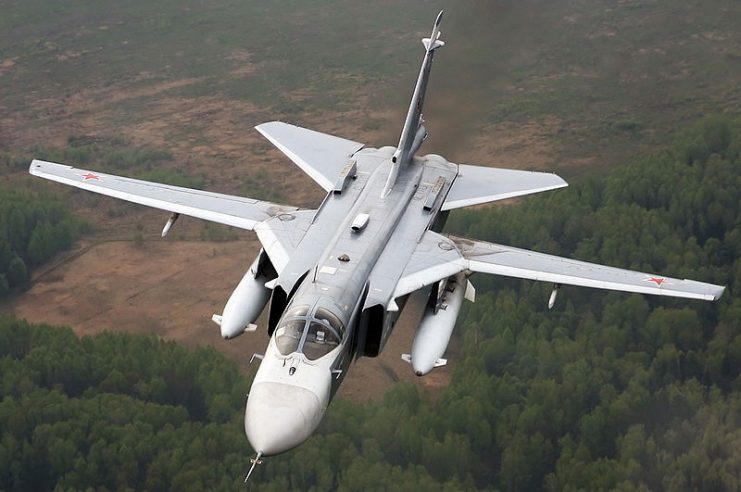 Sukhoi Su-24M of the Russian Air Force in flight. By Alexander Mishin CC BY-SA 3.0