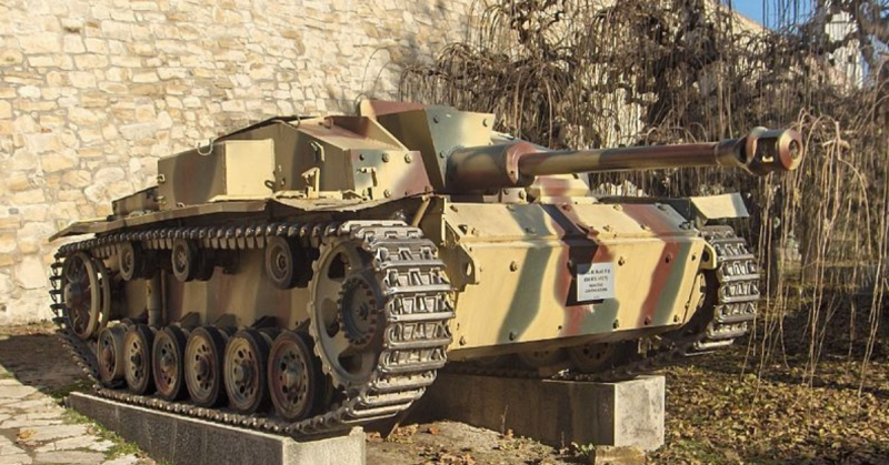 StuG III at Belgrade Military Museum. By Slaven Radovic CC BY-SA 3.0