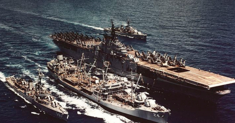 USS Platte (AO-24) refueling USS Philippine Sea (CVA-47) and USS Watts (DD-567), 1955