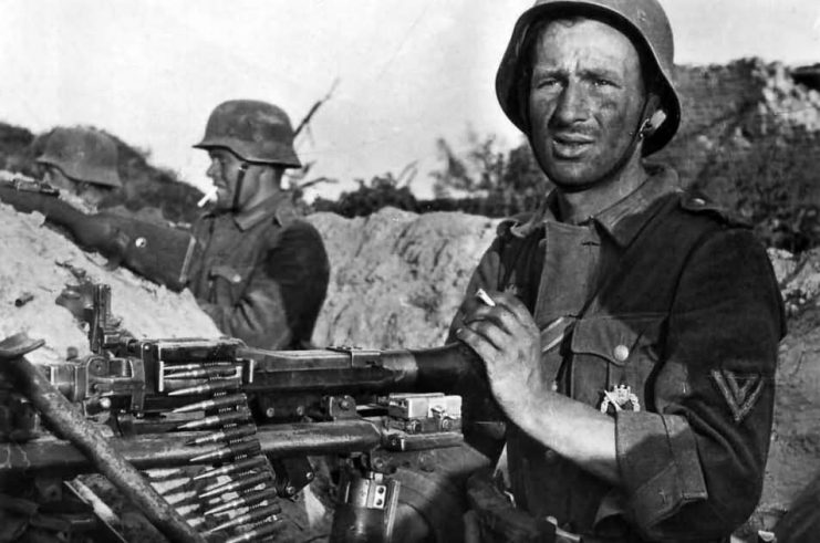 Wehrmacht soldiers with MG34 Dimitrijewka Eastern Front