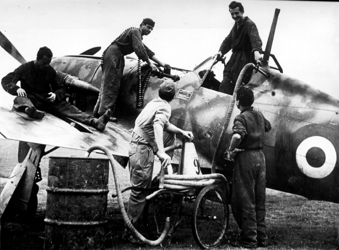 A Macchi C.205V of the Italian Co-Belligerent Air Force during refueling operations