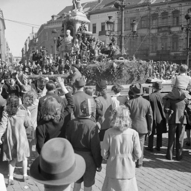 British tanks arrive in Brussels on September 4, 1944, ending the German occupation.