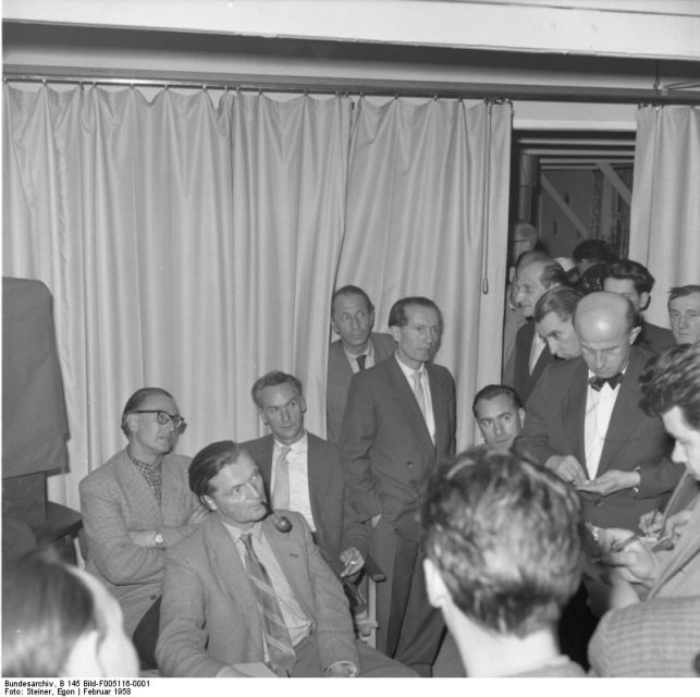 German scientists and engineers repatriated from Sukhumi in February 1958. By Bundesarchiv – CC BY-SA 3.0 de