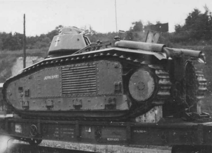 Char B1 bis 492 named Jean Bart of the 28e BCCr, 1940